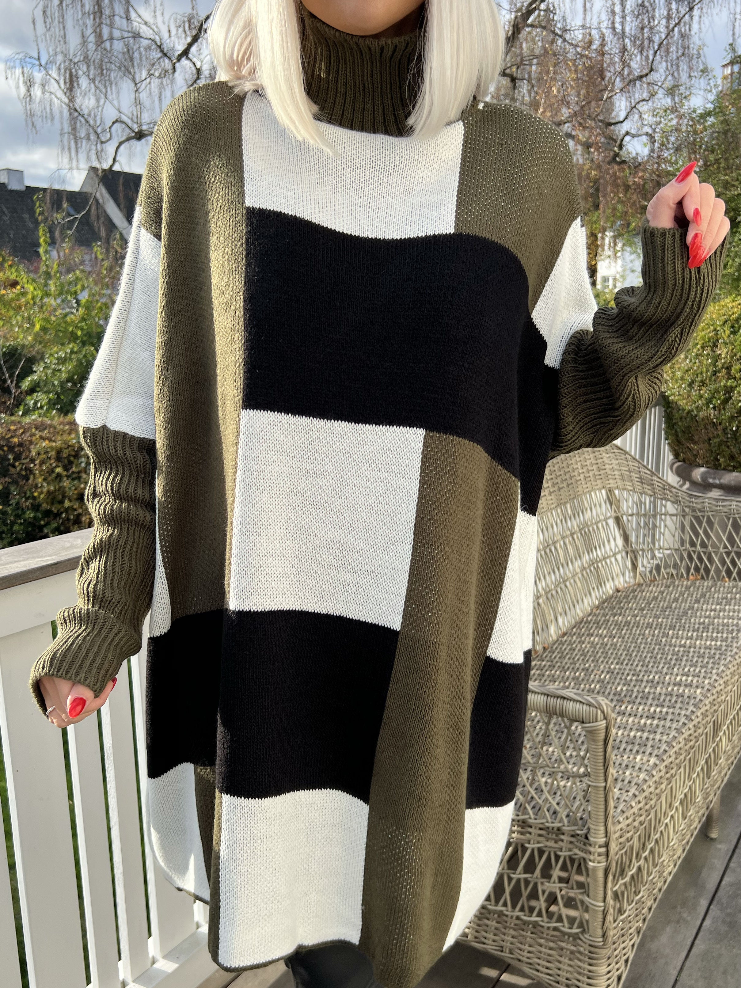 Yulia - Sticka med rutor i vackra färger